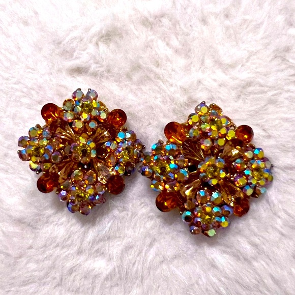 Jewelry - Vintage✨ Aurora Borealis & Amber Clip Earrings